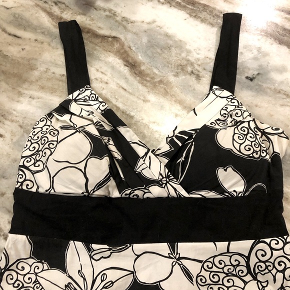 ☀️ Poet Black & White Floral Dress Size 11 - Picture 3 of 11